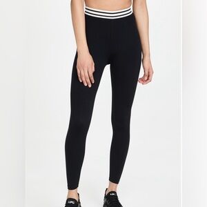 Splits59 Roxan Airweight 7/8 leggings in size Medium.